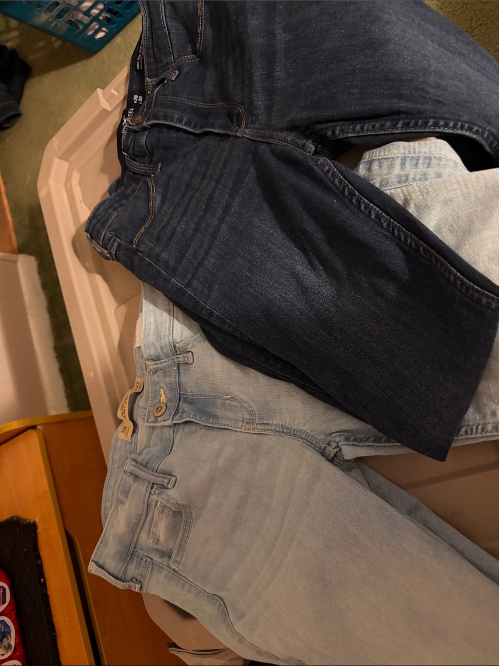 Hollister Women’s Skinny Jeans - Dark Indigo and Light Wash